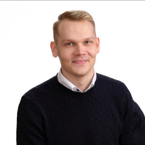 Rovaniemen kaupunginvaltuuston puheenjohtaja Eemeli Kajula jatkaa Rovaniemen Reippaan puheenjohtajana. Kuva: Facebook